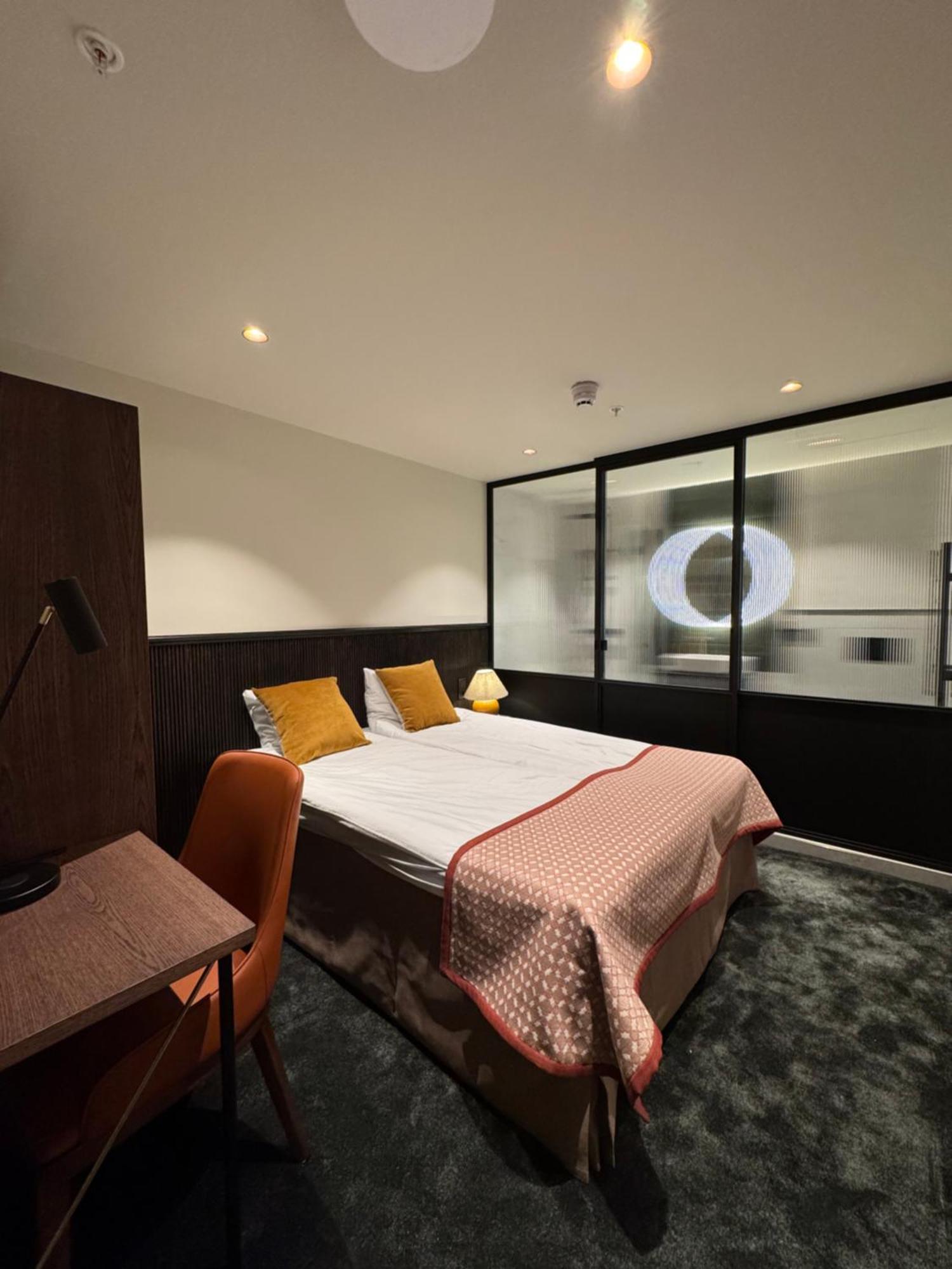 Crystal Plaza Hotel Stockholm Zimmer foto